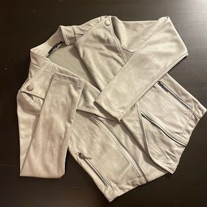 Romeo + Juliet Couture - Women’s Light Gray Moto Jacket - Zipper Pockets -Size S